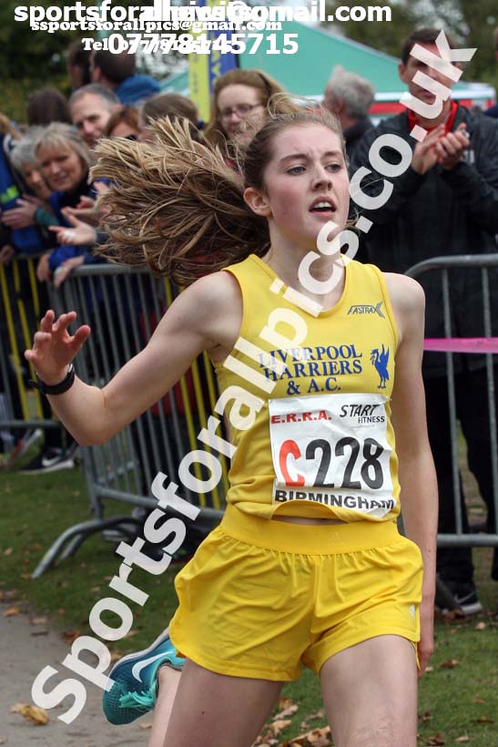 Womens under-17s 3 stage road relay, 2017 ERRA 6 and 4 Stage and Junior Relays. Photo:  David T. Hewitson/Sports for All Pics